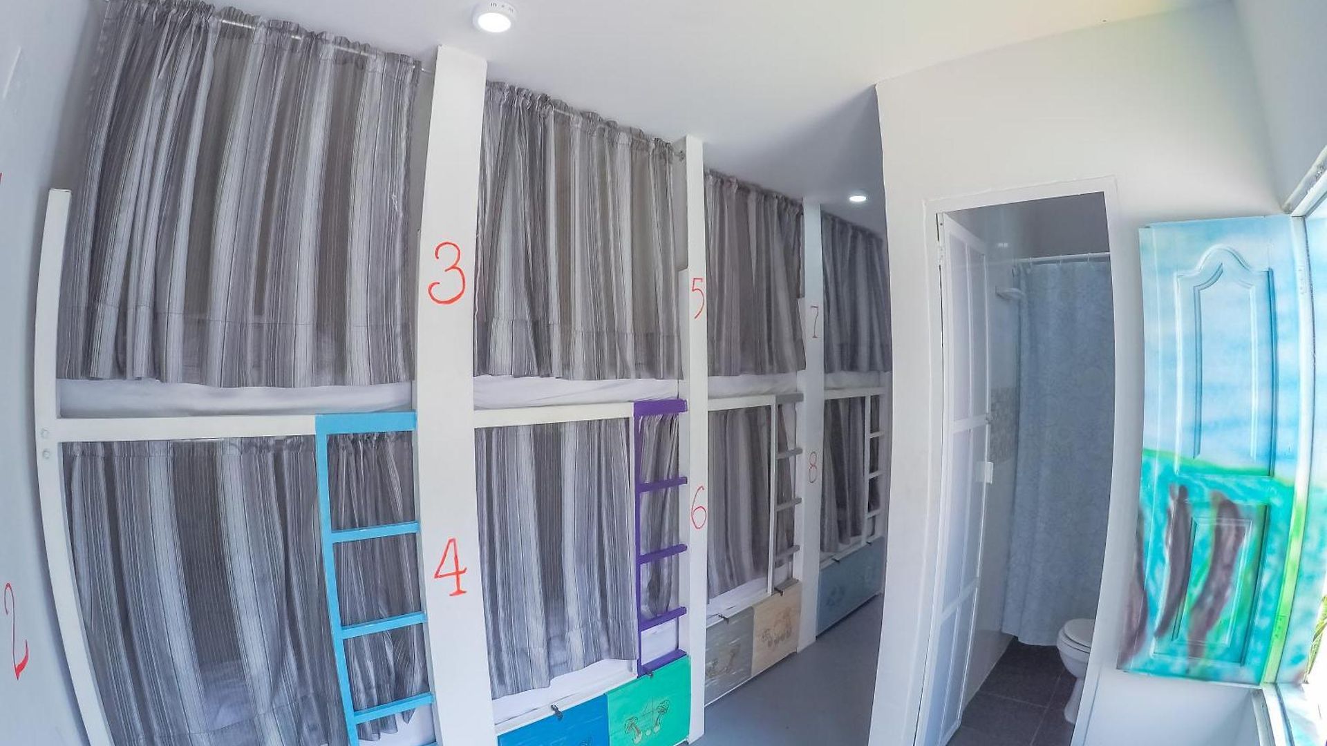 Hostal Wonderland